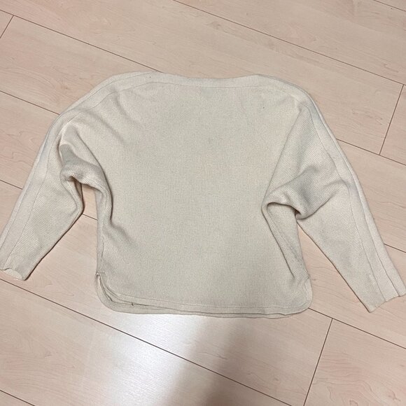 Babaton Aritzia Avery Cashmere Batwing Sweater Sz S Ivory - Picture 2 of 12